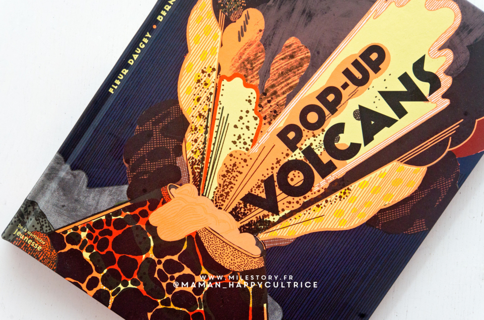 Livre pop-up Volcans