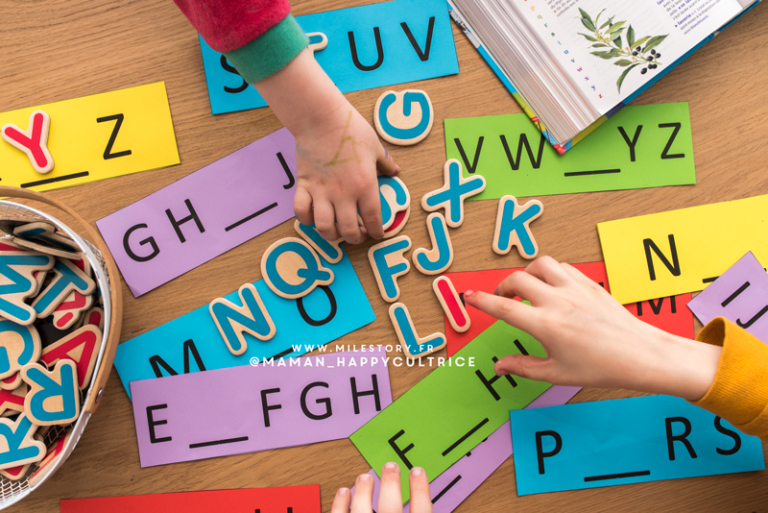 Coogam Jouet d'apprentissage interactif ABC, rotation lettres, mots à vue, cartes coccinelles, cadeau éducatif Montessori pour bébés 3-5 ans Coogam Jouet d'apprentissage interactif ABC, rotation lettres, mots à vue, cartes coccinelles, cadeau éducatif Montessori pour bébés 3-5 ans