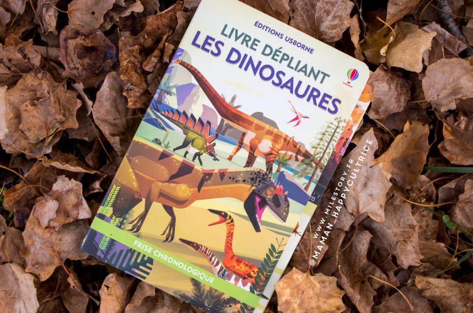 Les dinosaures en livre dépliant